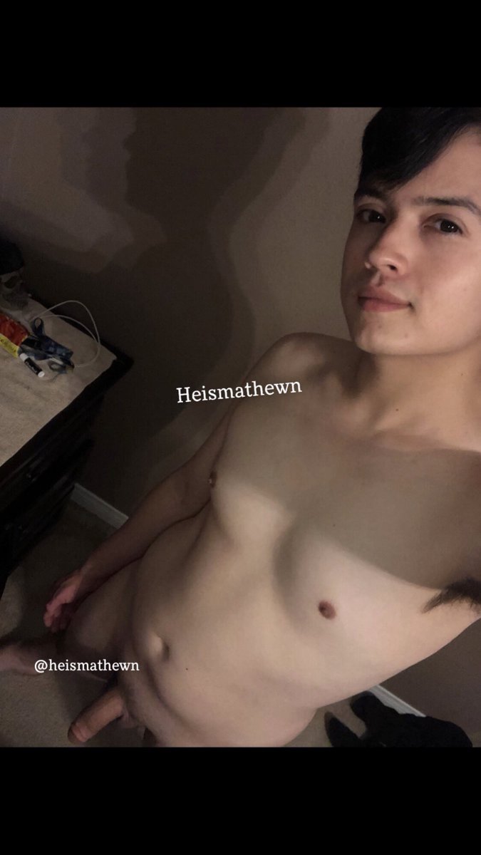 gaycumtweets's tweet photo. Who wants to have a sleep over in my college dorm ? 😏 https://t.co/gOK2AICdf7