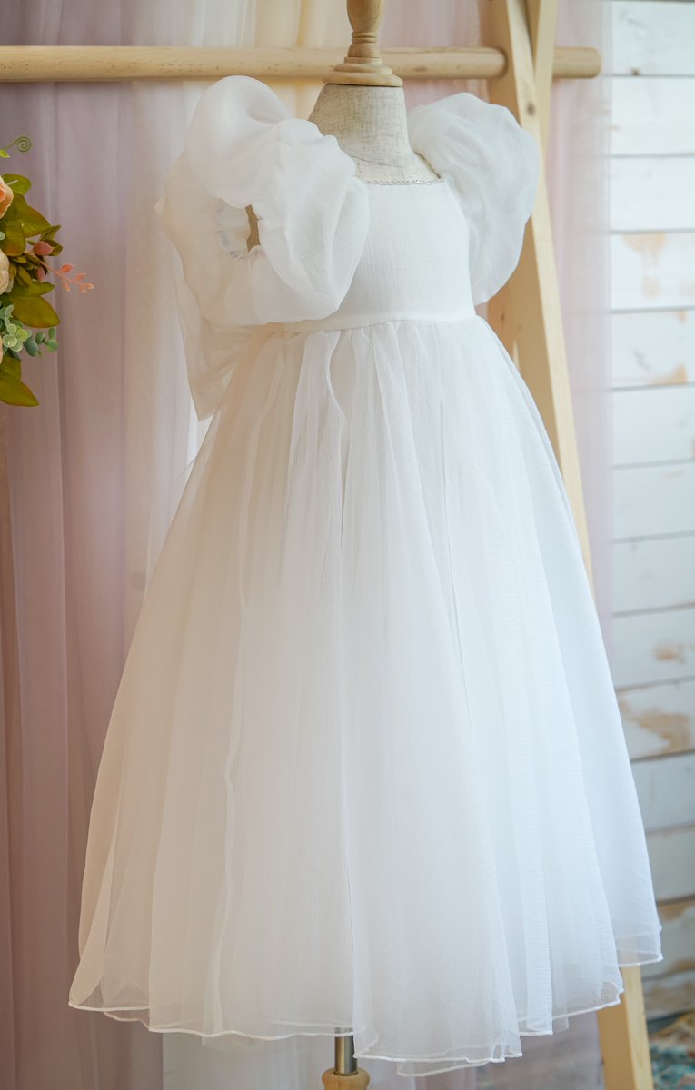 petitsangeshk's tweet photo. A beautiful chiffon flower girl dress.
https://t.co/zoPnJ47eSQ
----------------------------------------------
Please visit our shop for details. 
#PetitsAnges #Flowergirldress #Tulledress #weddingdress #Bridesmaid #Birthday #Gown #Party #Pageantdress #toddler #toddlerdress https://t.co/JOfhVXXz45