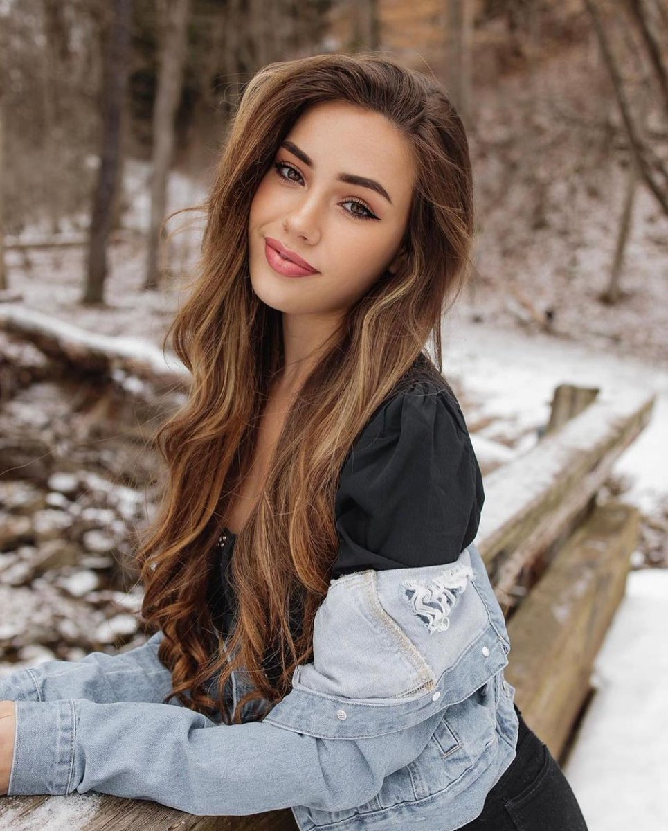 UngracefulBells's tweet image. 𝐼𝑠𝑎𝑏𝑒𝑙𝑙𝑎 𝑀𝑎𝑟𝑖𝑒 𝑆𝑤𝑎𝑛 𝑖𝑠 𝑡ℎ𝑒 𝑑𝑎𝑢𝑔ℎ𝑡𝑒𝑟 𝑜𝑓 𝐶ℎ𝑎𝑟𝑙𝑖𝑒 𝑆𝑤𝑎𝑛 𝑎𝑛𝑑 𝑅𝑒𝑛𝑒𝑒 𝐷𝑤𝑦𝑒𝑟.  𝑆ℎ𝑒 𝑖𝑠 𝑛𝑜𝑡 𝑡ℎ𝑒 𝑚𝑜𝑠𝑡 𝑔𝑟𝑎𝑐𝑒𝑓𝑢𝑙 𝑔𝑖𝑟𝑙.  𝐼𝑛𝑑𝑒𝑝𝑒𝑛𝑑𝑒𝑛𝑡 𝑝𝑜𝑟𝑡𝑟𝑎𝑦𝑎𝑙, 𝑛𝑠𝑓𝑤 𝑎𝑐𝑐𝑡, 𝑛𝑜 𝑚𝑖𝑛𝑜𝑟𝑠.