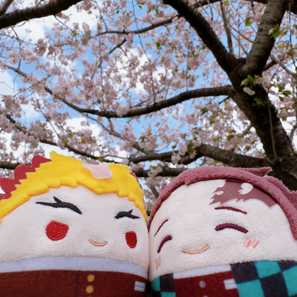 smile tree multiple boys closed eyes ^ ^ blonde hair cherry blossoms  illustration images