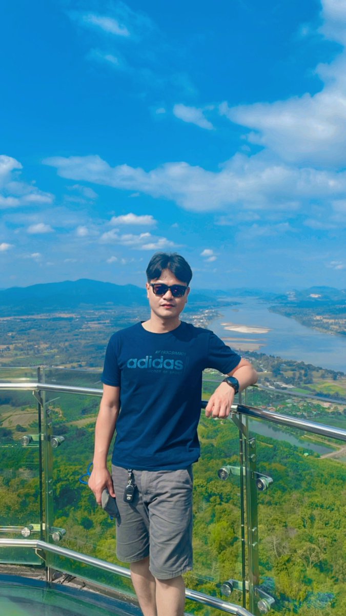 Tor93437668's tweet photo. #ทรงอย่างแบด แซดอย่างบ่อย😎😅😂🤣 https://t.co/HhJIVzPjmY