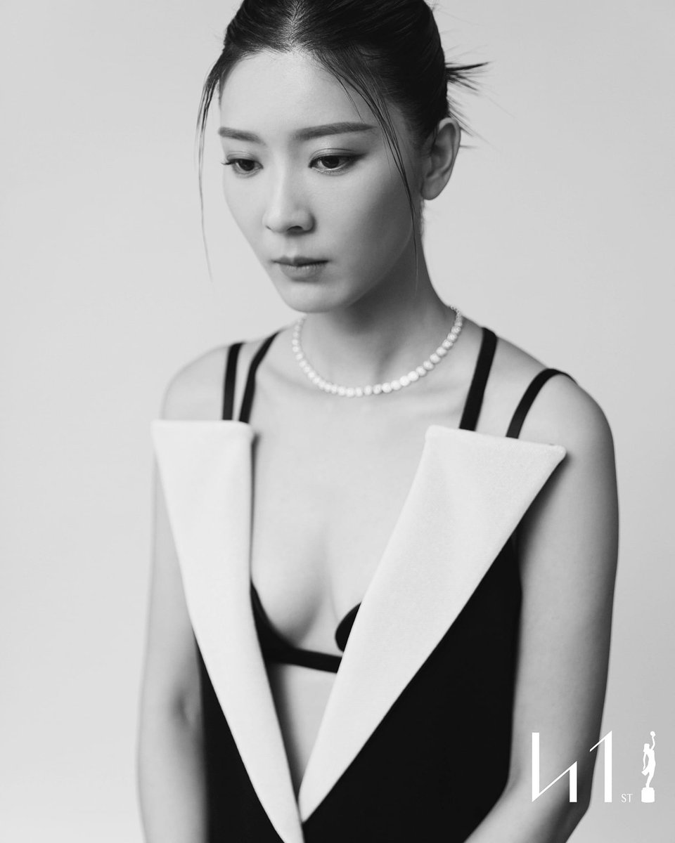 onecoolgroup's tweet photo. Styling portraits of #JenniferYu from #OneCoolJamCast for the "Best Supporting Actress" nominee in the 41st Hong Kong Film Awards.😍
#天下一將士藝人有限公司 旗下藝人 #余香凝 於 #第41屆金像奬「#最佳女配角」提名人造型照。😍 https://t.co/Hvib60xAgJ