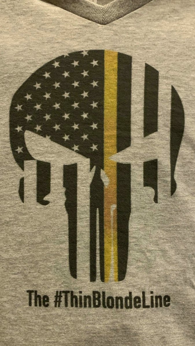 The_Monarch's tweet image. Long, long -- but GOOD -- day being stupendously productive with my visiting goddaughter, the #ThinBlondeLine (a #FrontSight grad), having built her very first (dual-upper!) AR Pig Rifle AND then our going to #JohnWick4 in #XD as said Executive Chef's after-build aperitif.

_