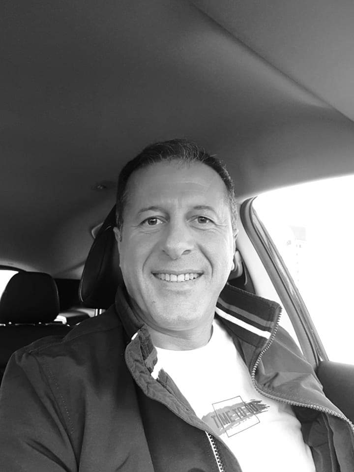 İyi başlayan ve daha da güzel biten sağlıklı bir Çarşamba Günümüz olur inşAllah. 🤲🙏 Günaydın. 🤗💐😘🧿🍬☕

#günaydın #gutenmorgen #goodmorning #çarşamba #wednesday #mittwoch #black #white #blackandwhite #tommyhilfiger  #çarşambaçarşafadolanır #kendinol #justbeyourself