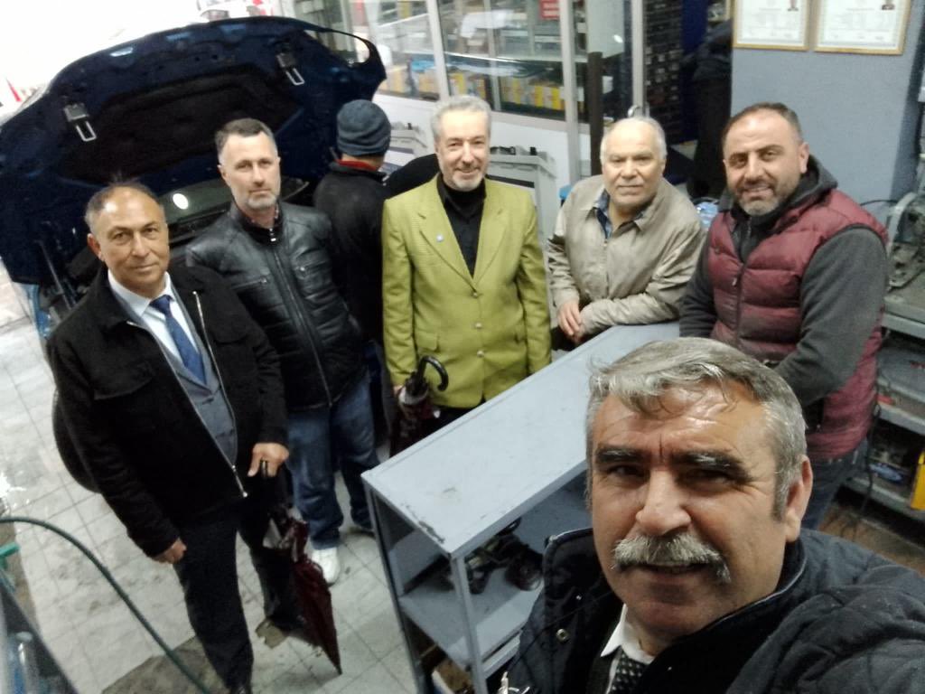 Arnavutköy İlçe Stk İlişkileri Başkanı Cevdet Koç ve İlçe Stk İlişkileri Başkanlığı ekibi tarafından Oto Sanayi esnafı ziyaret edildi. Esnaf sorunları konuşuldu.
