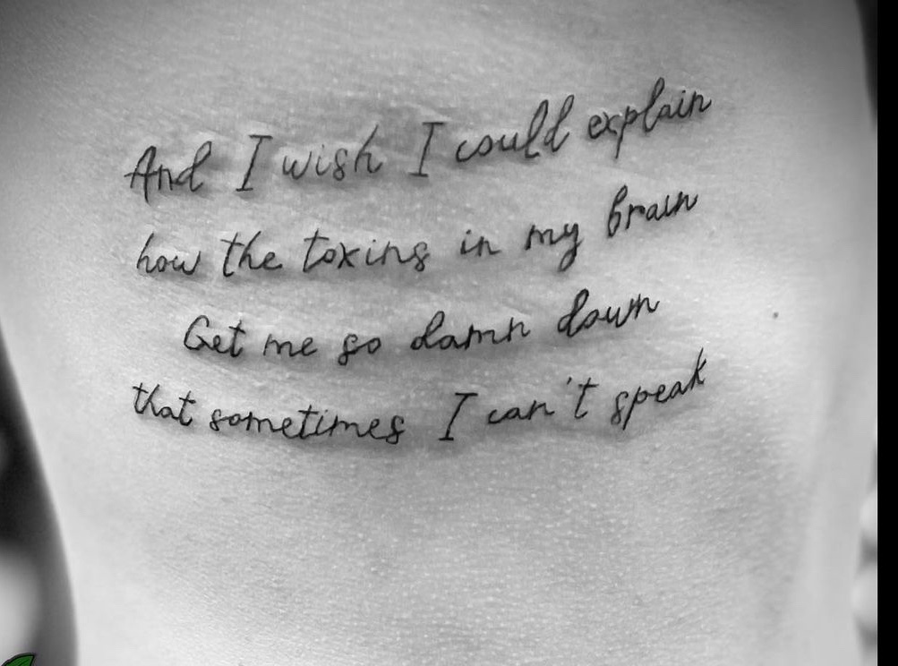 MissMayhew's tweet photo. @zachlanebryan Will you sign my tattoo at your Manchester gig next month?! https://t.co/8hFK7EGs2M