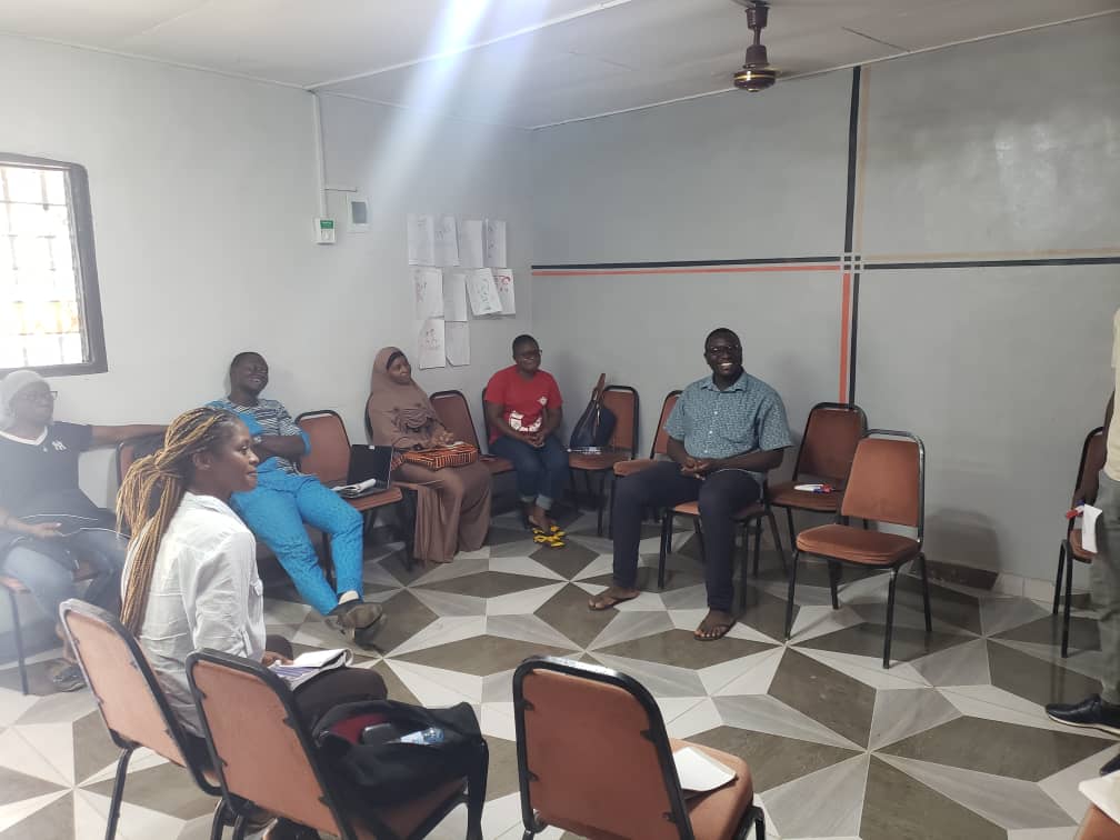 ujdmMan's tweet photo. #TitreDeRappel
En prélude au sommet des adolescents qui aura lieu du 10 au 15 juillet 2023 à #Man, l'Union des Jeunes Dynamiques de Man (#UJDM) a rencontré, ce mardi 28 mars 2023, les organisations humanitaires qui l'accompagneront dans l'organisation dudit sommet.
1/2 https://t.co/Wv0KU3A4X1