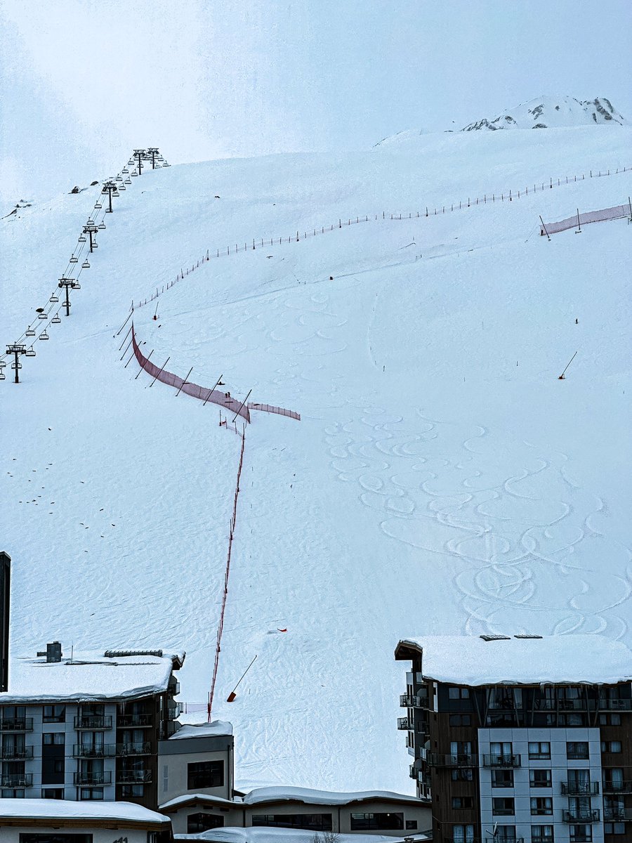 🚨GBS Alpine championships UPDATE 🚨 Due to bad weather conditions the Super G is cancelled. ❌⛷️ The report states the following: “Snow is knee deep at the top. Soft and heavy on the course.”