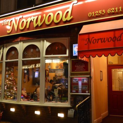 visitfyldecoast tweet media