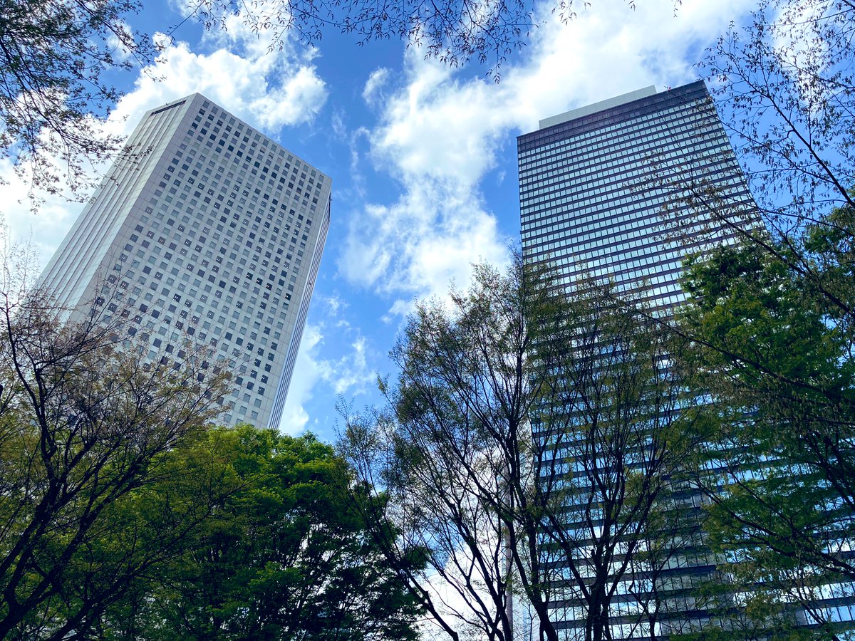 facestretching's tweet photo. 今日はリラックマの視線を浴びながらミーティング。
4月もワンデーセミナー行います！ キーワードは「今こそお顔のメンテナンス」。安心してマスクを外せるよう、フェイスストレッチング協会が皆さまを全力でサポートします！
#フェイスストレッチング
#表情筋 #エクササイズ
#スタジオHOW https://t.co/iOnrnfOrLs
