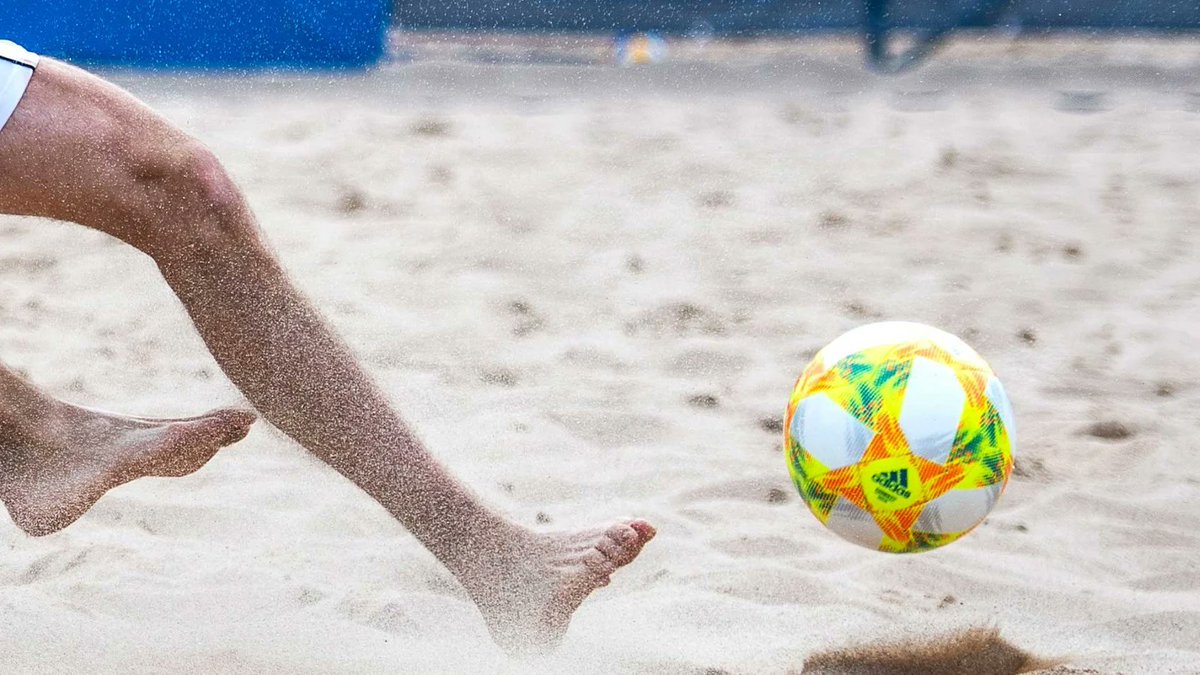 Sugen på att spela beach soccer i sommar?
<a href="/svenskfotboll/">Svensk Fotboll</a> har får medel ur Rörelsefonden för "Mer boll och rörelse på stränderna!" Syftet är att sänka tröskeln till fotbollen riktat till till barn/unga, vuxna &amp; äldre. <a href="/svspel_samhalle/">SvenskaSpel Samhälle</a> <a href="/RFidrotten/">Riksidrottsförbundet</a> 
aktiva.svenskfotboll.se/nyheter/2023/0…