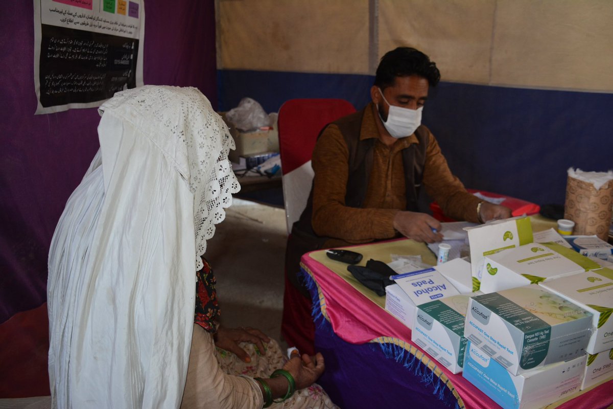 In Sindh, 81% of those impacted by the floods who were interviewed said that different ailments spread among their families as a result of the flooding. The most prevalent illnesses included diarrhoea, malaria, cough, and skin diseases. #IRCFloodResponse