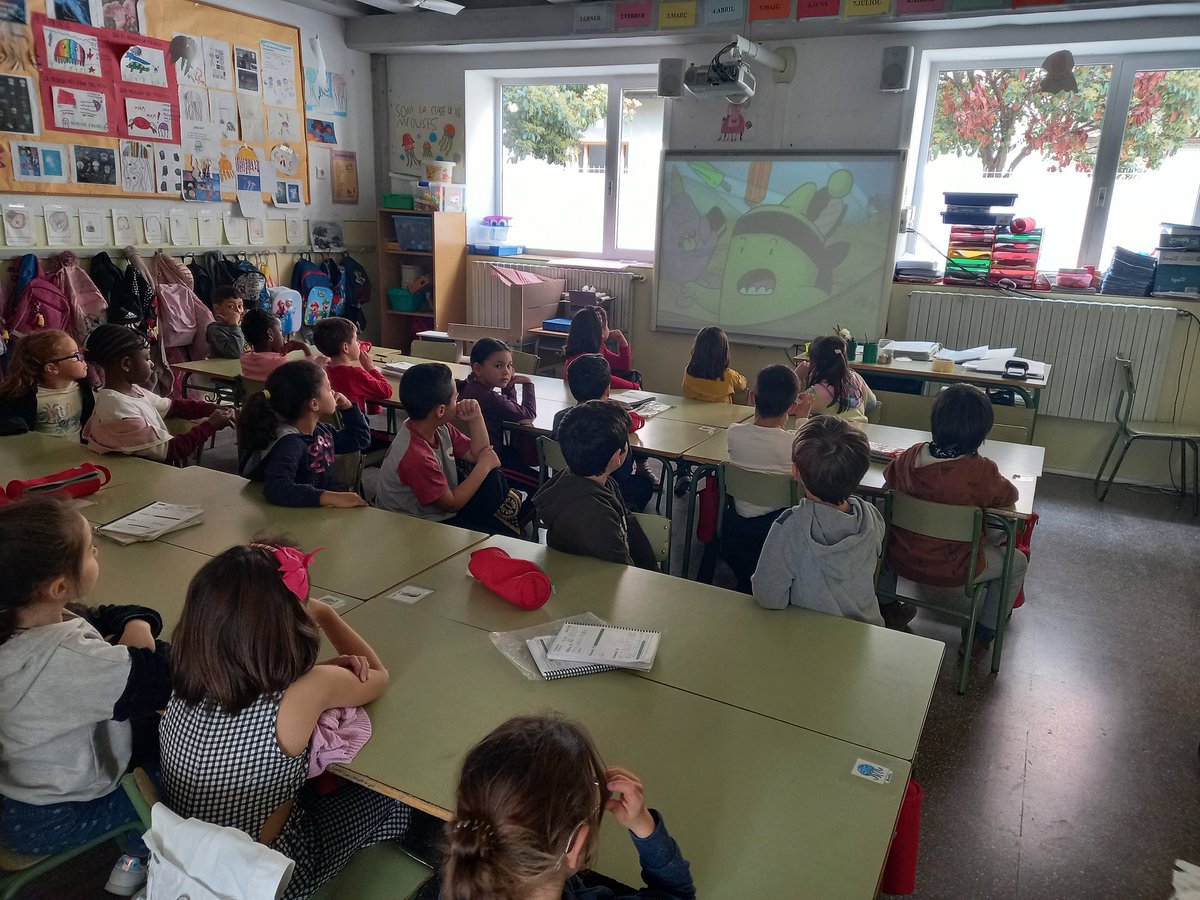 RComas80's tweet image. Acompañando a Mojo y sus amigos mientras aprenden cómo el pensamientos positivo puede cambiar la forma en que vemos las cosas y ayudarnos a derrotar incluso a las serpientes más aterradoras  #BigIdeasenEspaña #Classdojo