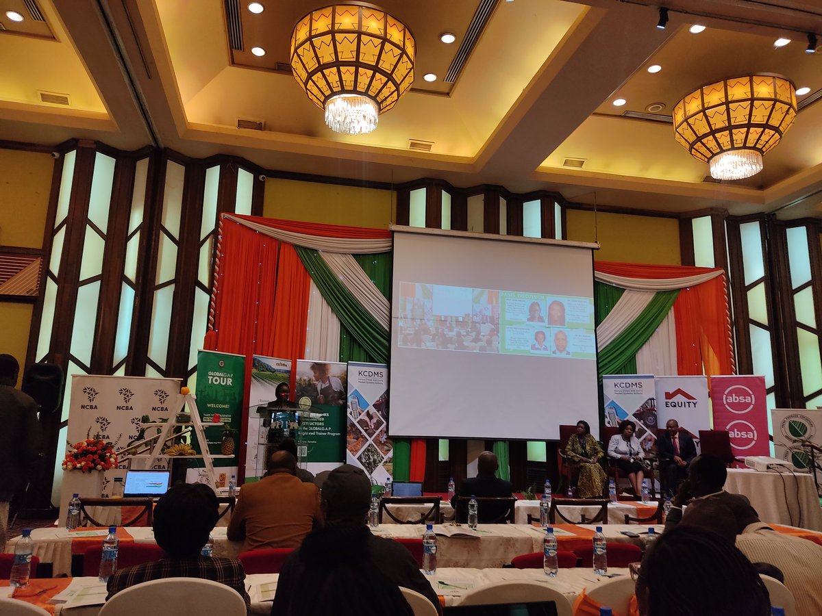 limbua_mercy's tweet photo. underway is a panel discussion on the role of public sector in supporting consumer health and agriculture trade. Moderated by @ambuko #GlobalGapTourKenya #Globalgap #FoodSafety @socaakenya @GLOBALGAP @rootooba @kilimoKE @KimtaiHarry @BiosafetyKenya https://t.co/D6w14F2AJI