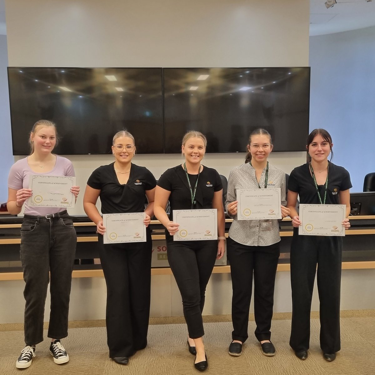 SouthBurnettRC's tweet image. Congratulations  🎉 👏  🎉
To Council&apos;s 2022 Trainees on the completion of their studies.  
Well done to our trainees on your hard work and all the best for your future career paths. 
 #traineeship #workforcouncil #sbrc #southburnettregion #futurecareer