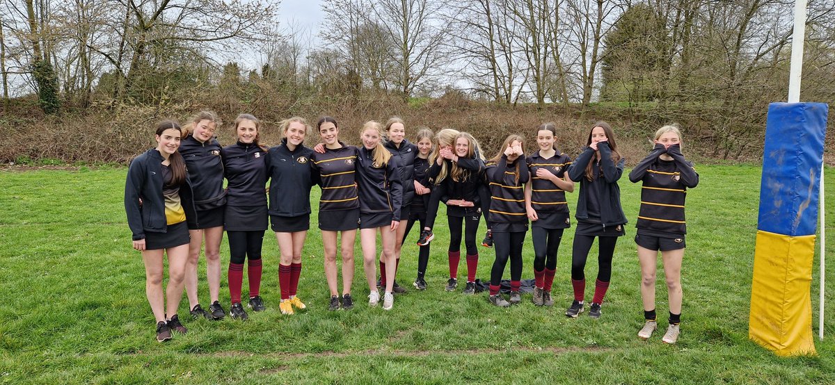 Well done to the girls who took part in the 1st ever district girls rugby tournament. Great afternoon of rugby! <a href="/LichfieldCSchl/">Lichfield Cathedral School</a> finished as winners!
Thanks to <a href="/KESlichfield_PE/">King Edward VI PE</a> for hosting #TeamLCS