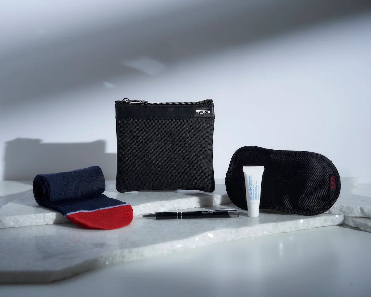 ArenaJet's tweet photo. Air India has unveiled new amenity kits from Tumi for First, Business and Premium Economy class passengers

The airline will provide Tumi sleepwear for pax travelling in First and Business class.

📸1: Kit for First class
📸2: Kit for Biz class
📸3: Kit for PE
📸4: Sleepwear https://t.co/404MNCqmhN