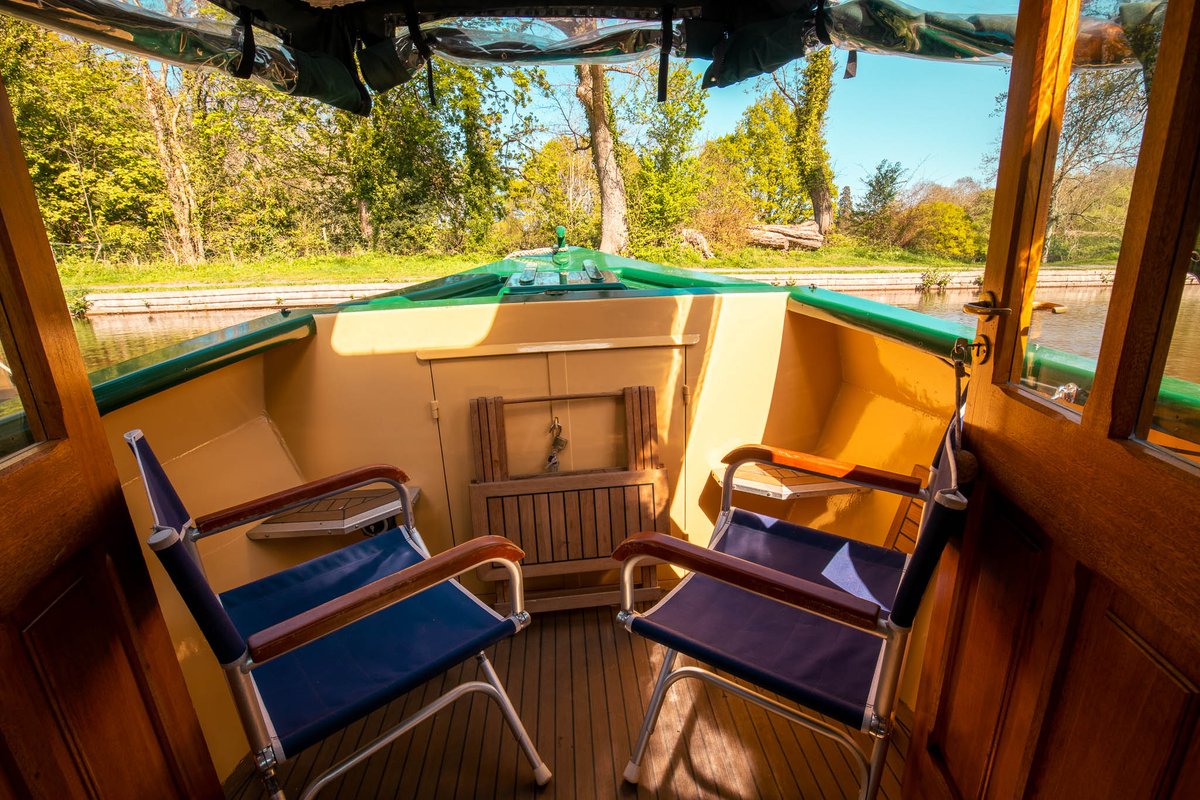 beaconparkboats's tweet image. Fancy an early-spring getaway in the Beautiful Brecon Beacons?  Book the stunning two-berth Heron for three nights for £1,200 (was £14,12) or seven nights for £1,900 (down from £2,140) from this Friday March 31st.  #offers, #springholiday #luxurycanalboats