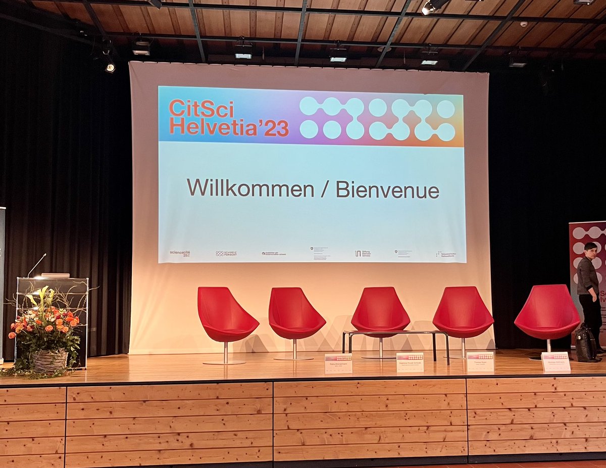 cath_brun's tweet photo. Science citoyenne #CitizenScience Conférence #CitSciHelvetia23 🇨🇭à #Solothurn #Landeshaus https://t.co/cxX8Tks1F4