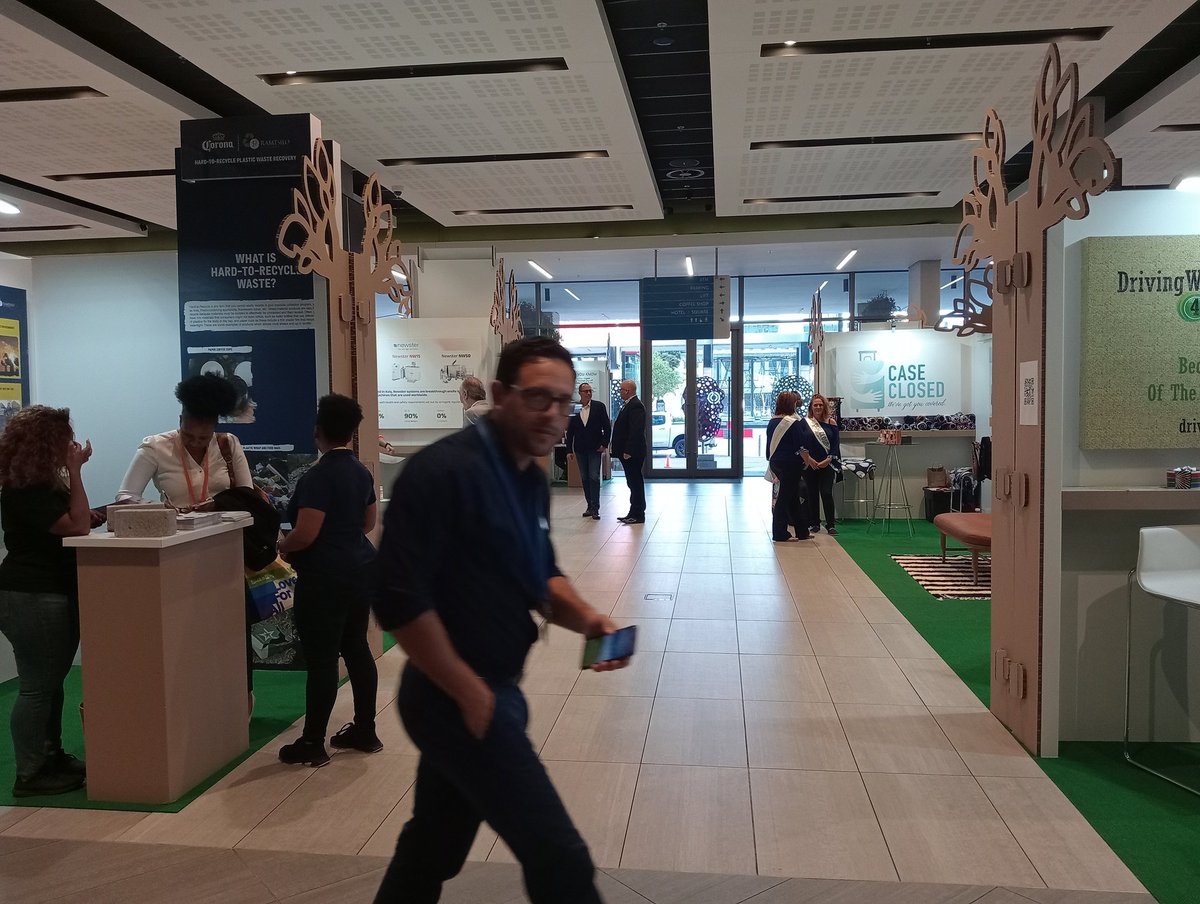 NewsFromMichiel's tweet photo. Good morning. We are still down in Cape Town for day 2 of Africa's largest-ever net zero conference: '1.5 Degrees' at Century City Conference Centre.
Keep an eye on this channel and our website for insights and impressions from the event #netzero #climate #onepointfive https://t.co/WhVnEETzas