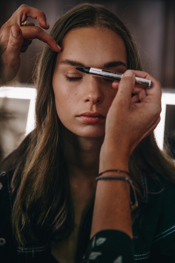 At the Elite Model Look Bootcamp, Finalists learn all kinds of skills including catwalk, photoshoot and wellness techniques.

Want to become a model? To apply hit us up on EliteModelLook.com/Apply 🎉

#EliteModelLook #EML #EML2023 #model #modelsearch ⁠#becomeamodel #scouted