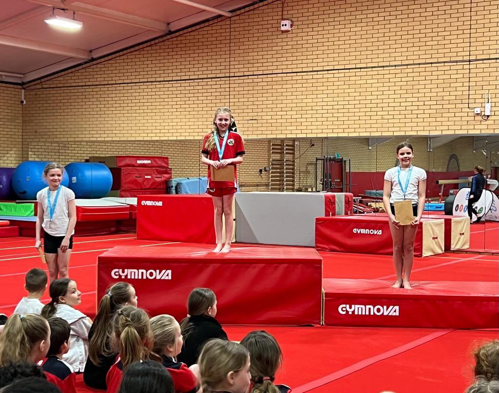 Greatest of luck to some of these superstars taking part in the <a href="/CWSchoolGames/">Cheshire School Games</a> #KeySteps gymnastics final today at <a href="/bestgymclub/">cheshiregymnastics</a> 
Go get ‘em!! 💪🤸‍♂️😍
<a href="/YourSchoolGames/">School Games</a>