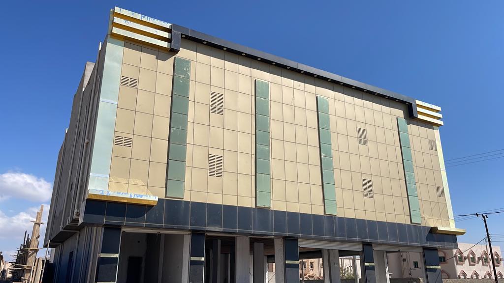 ma3den's tweet image. #كلادينج · تركيب وجهات الكلادنيج · أعمال ستانلس ستيل و حديد و زجاج و كلادينج · كلادينج يوني بوند · اعمال كلادنيج · تركيب كلايدنج · السمو العربيه المنيوم حداده استيل