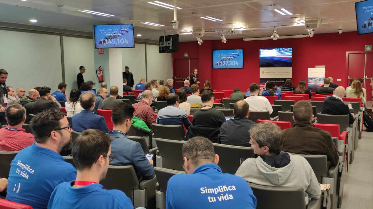 WKa3Software's tweet photo. ¡Ha llegado el día! 🏁🏁Arrancamos el Developer Summit Wolters Kluwer, nuestro evento para desarrolladores de software 👨💻 para fomentar el aprendizaje y la innovación en el sector.
#DeveloperSummitWK https://t.co/NykvHZ9Cy2