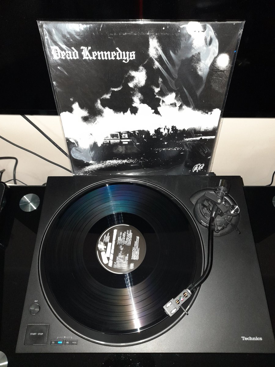 #nowspinning #vinylcommunity #vinylcollective @DeadKennedys