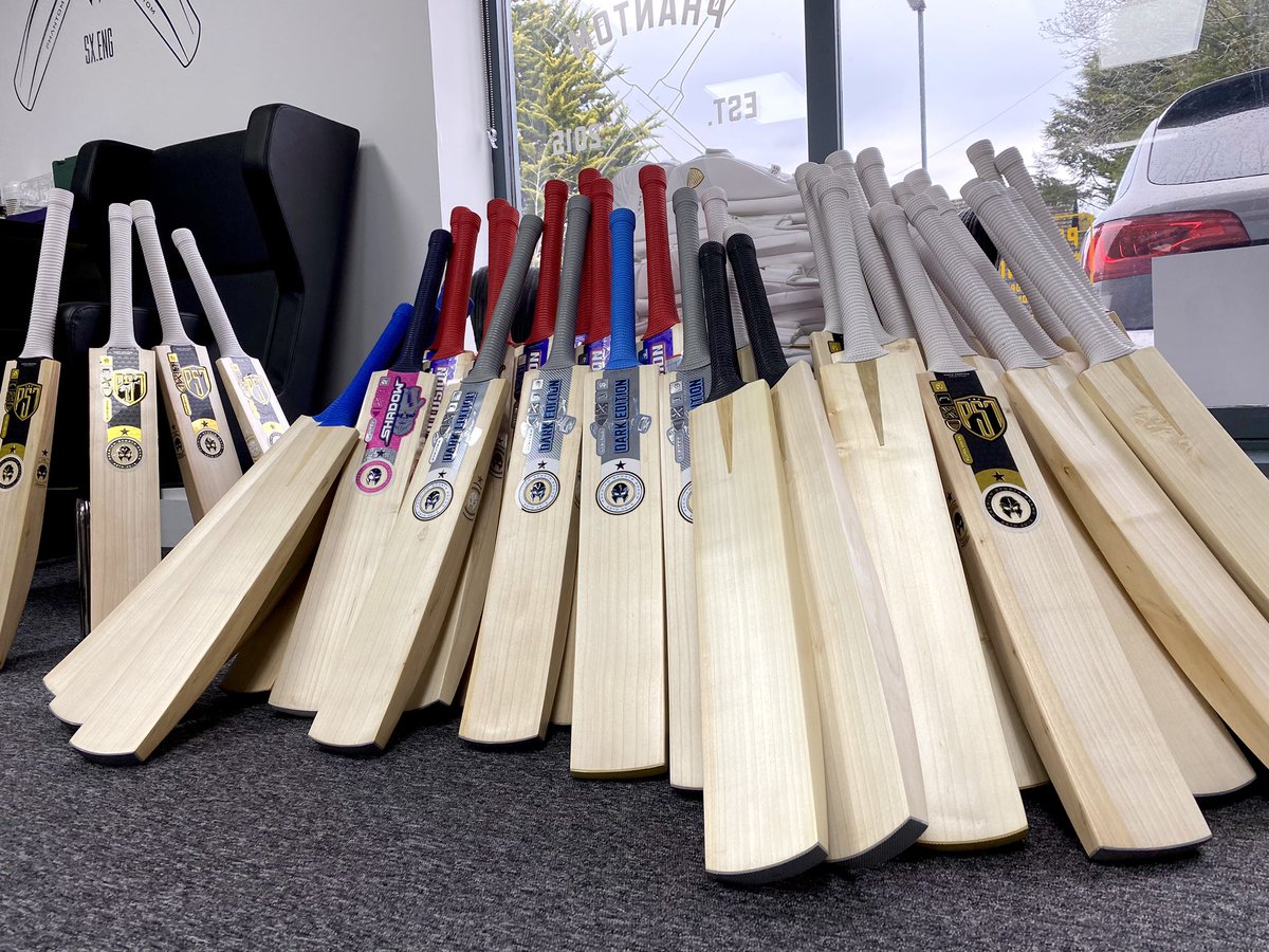 Phantom_Cricket's tweet photo. Who else loves the sight of new bats? 🙋🏽‍♂️😍 #Phantom #FindYourForm https://t.co/LB9tRyfftr
