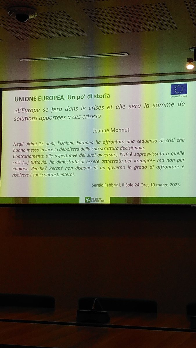 "L'Europa si farà nelle crisi e sarà la somma delle soluzioni apportate alle crisi" Jeanne Monnet
Oggi a Bruxelles con <a href="/liv_in_g/">living</a> nella sede di <a href="/RegLombardia/">Regione Lombardia</a>