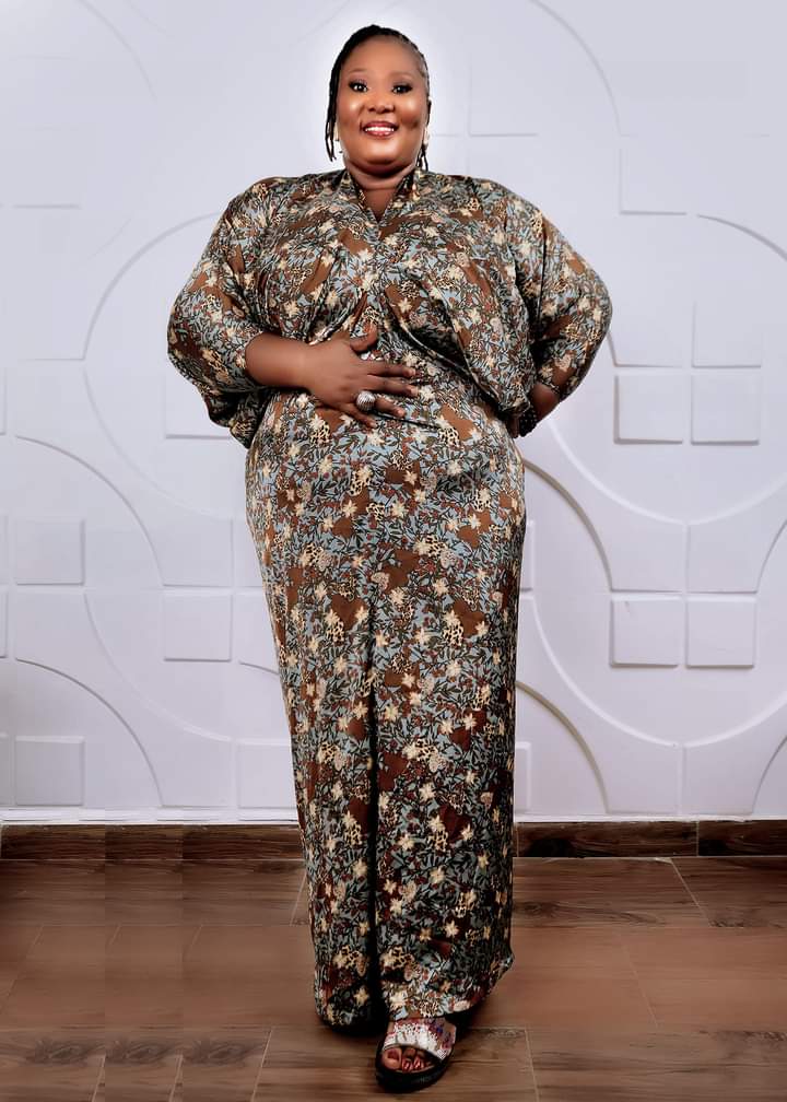 pattilabe's tweet photo. I am Omamor Ijite Patience Edirin, I am Urohbo by tribe, from Uvwie Land in Delta State. Am proudly &amp; unapologetically obidient. I support HE Peter Obi @PeterObi . Obidient movement is not about Igbos. It's membership cuts across every part of Nigeria https://t.co/nIvtuKOuGO