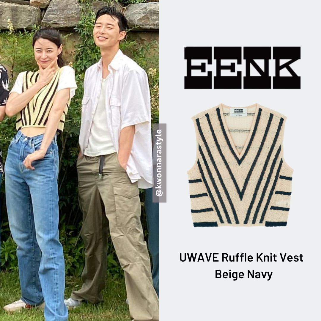 kwonnarastyle's tweet photo. Nara looked stylish in an #EENK UWave Ruffle Knit Vest in @tvingdotcom  Show #YouthMT Episode 6💛

Price💳: $260
📸https://t.co/Vmugc7htI0

#KwonNara #권나라 #YoungActorsRetreat #청춘MT #kdrama_fashion #kdramastyle #kwonnarastyle #권나라스타일 #kwonnarafashion #권나라패션 https://t.co/uB0F7bOpZB