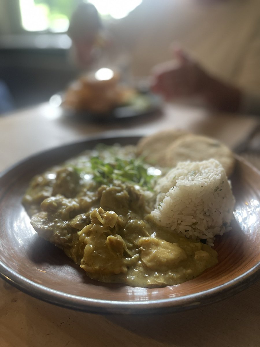 547spl's tweet image. Great lunch at The Butt &amp;amp; Oyster, Pin Mill #pinmill #suffolkpub #Suffolk @Adnams @debeninns 👌 #broadside #publunch