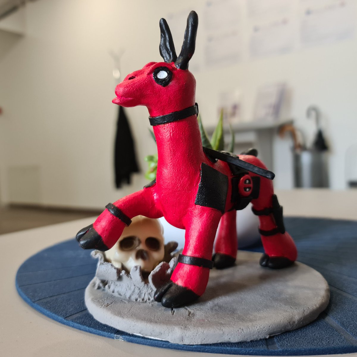 silverryu25's tweet photo. Another silly project :D
This is Deadpool llama that I carfted as a gift for my sister. It was made with the supplies from the #supernotanothercrapkit created by @NerdECrafter
The kit is absolutely amazing and I had a lot of fun using the base sculpture to make the llama shape💙 https://t.co/ZBD5k2K0y9