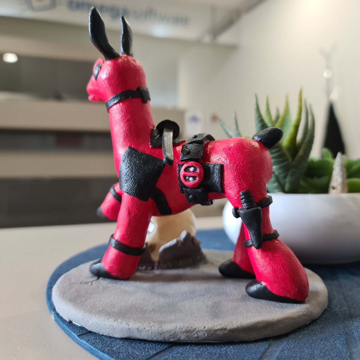 silverryu25's tweet photo. Another silly project :D
This is Deadpool llama that I carfted as a gift for my sister. It was made with the supplies from the #supernotanothercrapkit created by @NerdECrafter
The kit is absolutely amazing and I had a lot of fun using the base sculpture to make the llama shape💙 https://t.co/ZBD5k2K0y9