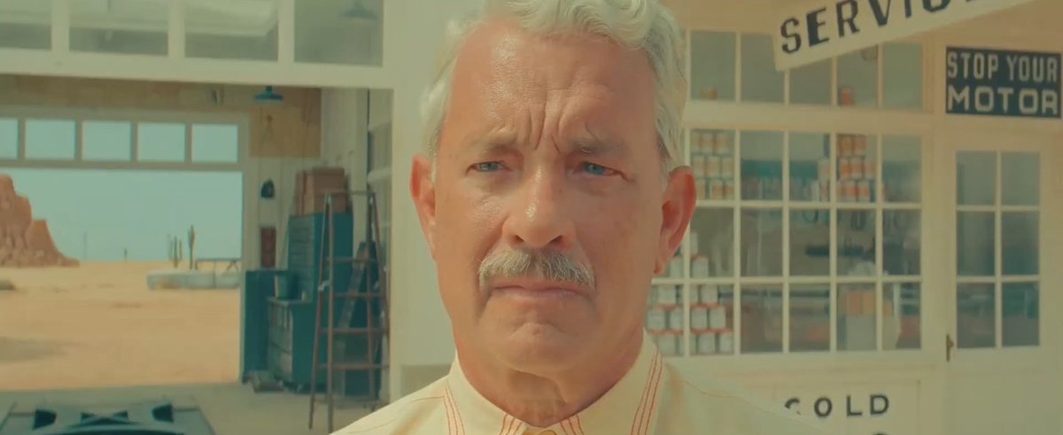 DiscussingFilm's tweet image. First look at Scarlett Johansson, Tom Hanks, Maya Hawke and Steve Carell in Wes Anderson’s ‘ASTEROID CITY’.