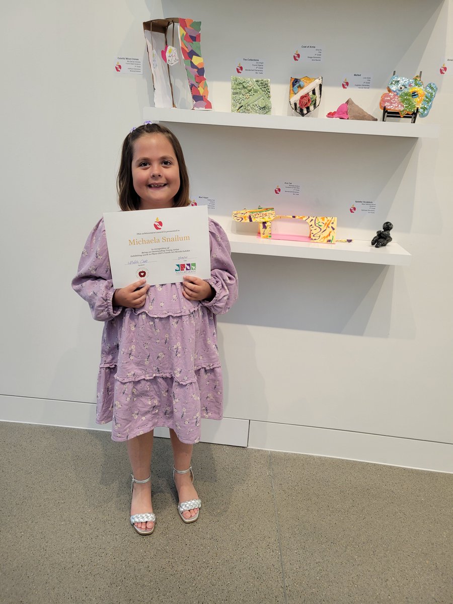 MendenhallHorns's tweet image. Congrats to Zoe 4th and Michaela 2nd. They were chosen to have artwork displayed at the Robinson Fine Arts Center for Youth Art Month! 🙌 @Plano_Schools #BelievePlanoISD #PISDPoweredbyLearning #mendenhalllearns