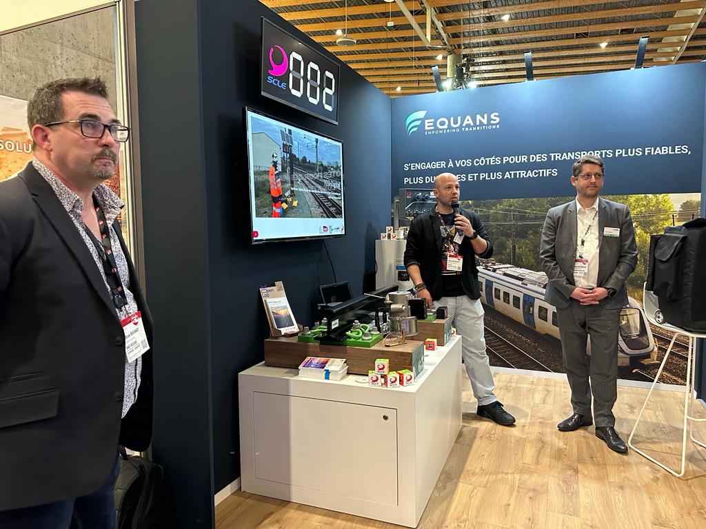 Equans_France's tweet photo. "Le TCO Digital est représentatif de ce que permet le #RailOpenLab : 2 entreprises, SCLE & Vossloh, s'associent pour répondre aux besoins d’un gestionnaire d'infrastructure (@SNCFReseau
@RATPgroup). Leur passion & connaissances réunies créent une solution fructueuse !"
W. Rafanot https://t.co/tximpPGwDq