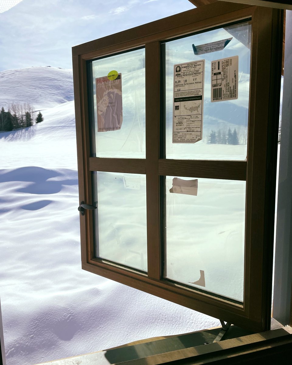 logs_big's tweet photo. More open windows in Sun Valley.
Did someone on our crew say it's Spring? 🥶🌱❄️
https://t.co/R9fV6jP4E9
.
.
.
#sunvalley #sunvalleyidaho #woodrivervalley #woodrivervalleyidaho #bigcabin #building #buildingdesign #LogHome #loghomelife #loghomedesign #loghomeliving https://t.co/RHjetdH27h