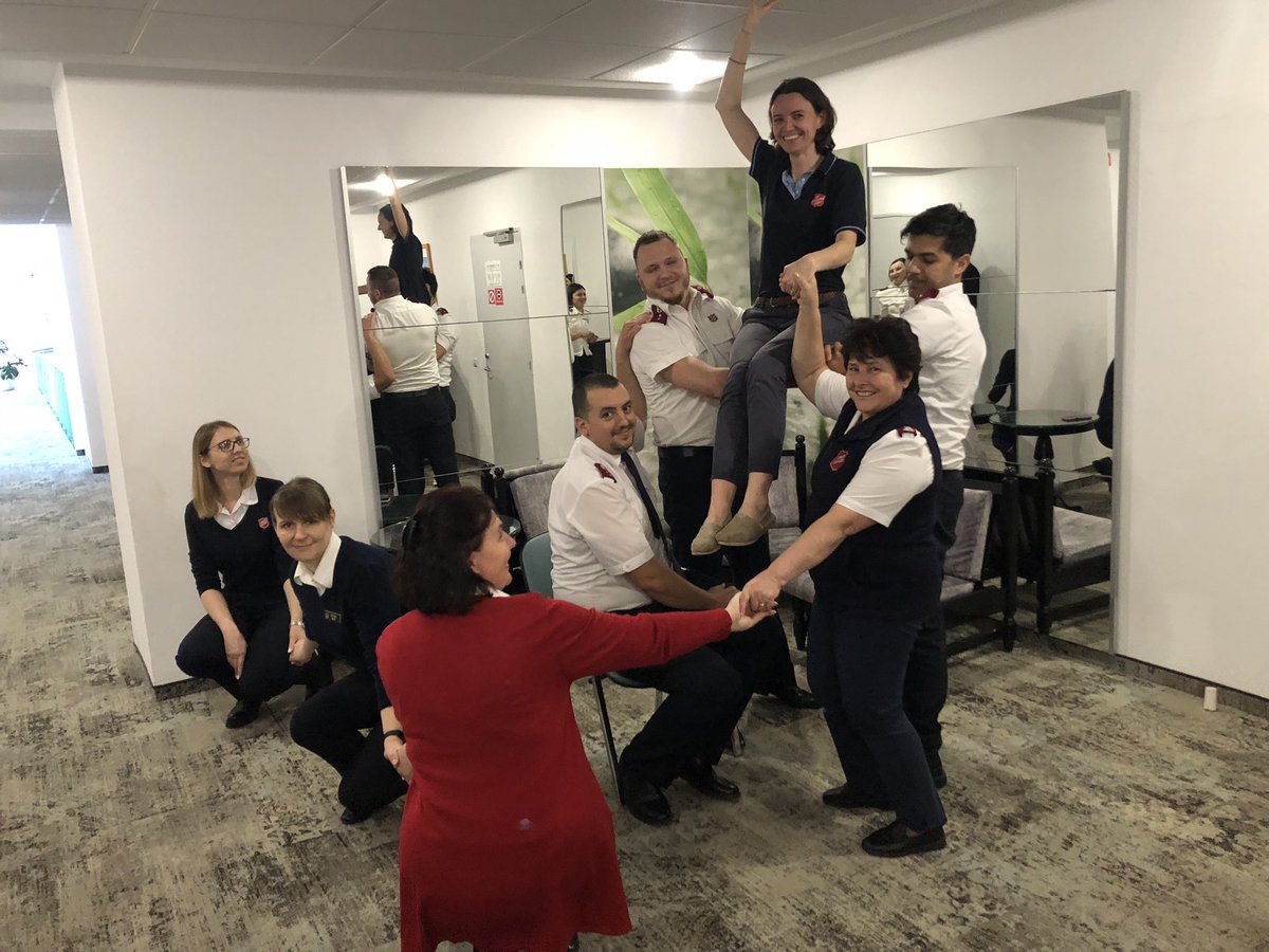 TSA_Projects's tweet photo. The #SalvationArmy’s international emergency &amp; development teams are facilitating a training for delegates from #Ukraine, #Moldova, #Romania, #Georgia &amp; #Bulgaria. Fantastic discussions&amp;learning from each other about disaster relief&amp;development topics relevant for their context. https://t.co/HL77HhTbYb