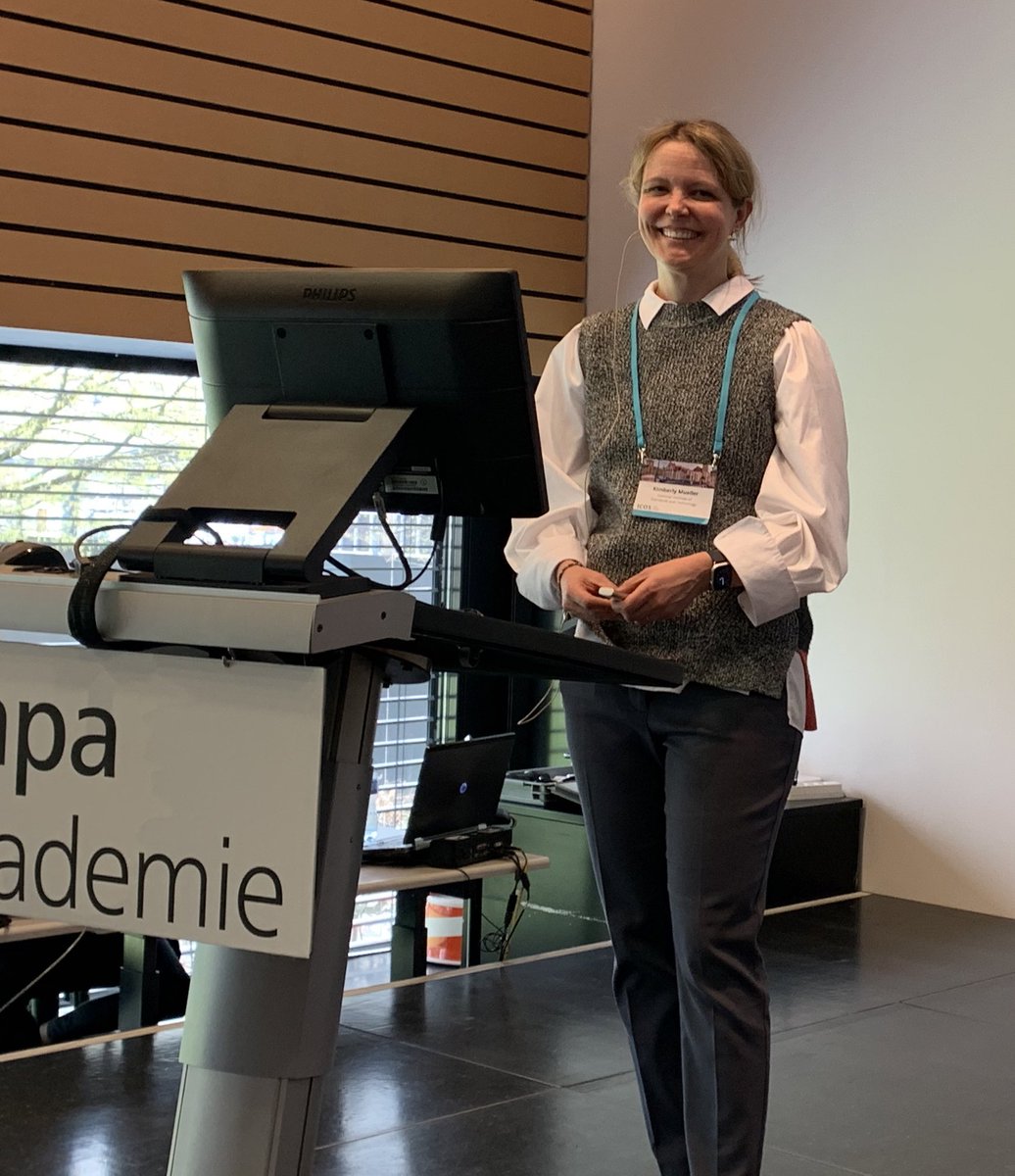 ICOS_RI's tweet photo. Kim Mueller of @NIST sharing experiences abt stakeholder cooperation from city-ghg-measurement project at #ICOSCities Talk at @Empa_CH # https://t.co/lWHgZ9jXJF