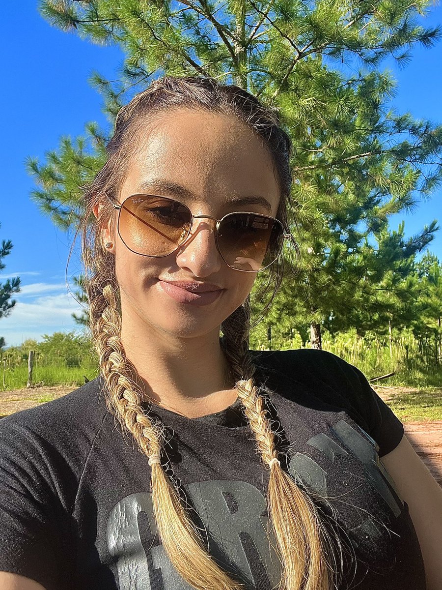 Jana 👑 tweet media