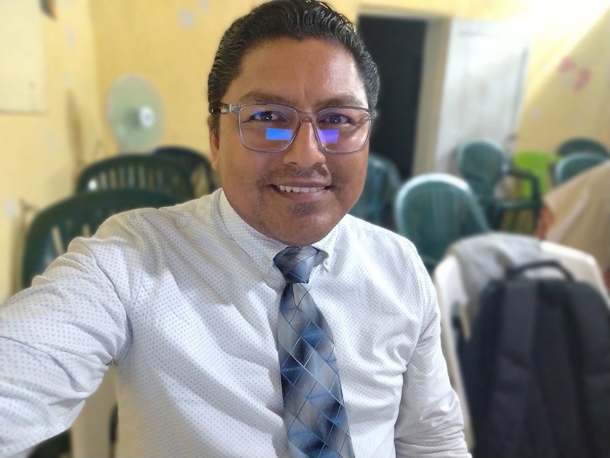 luisma0709's tweet image. Hoy la Biblia me enseñó: Que aunque mis intenciones sean buenas, si no conozco como trabaja Dios con los seres humanos, es mejor quedarme callado. No juzgar ni tratar de ayudar con mis palabras sin antes escuchar al que sufre.

#RPSP
#JOB4