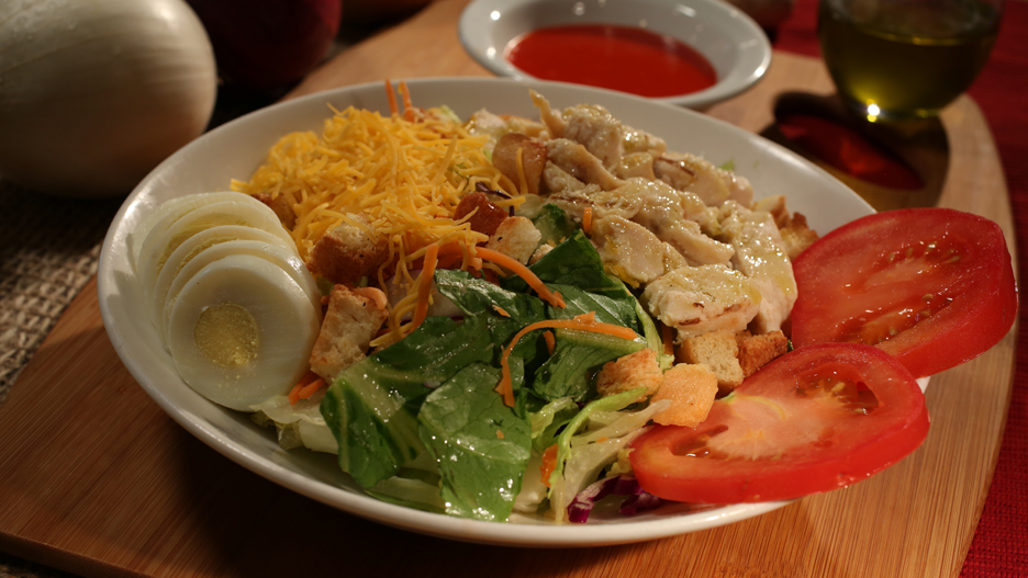 We love a good Chef's Salad, but even more when you add grilled chicken to the top. Order online at avantispeoria.com or in our restaurants today!