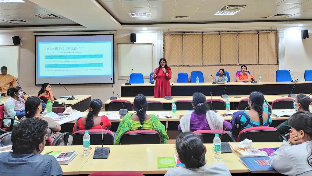 #GCC alongwith <a href="/pcvc2000/">PCVC</a> &amp; <a href="/CEHAT1/">CEHAT</a> conducted a 2-day session on ComprehensiveHealthCare Response to the Survivors of Domestic&amp;GenderBasedViolence. Over50 #GCC doctors were oriented on the role of healthcare providers in handling #GBV cases.
#GenderandPolicyLab
#ChennaiCorporation