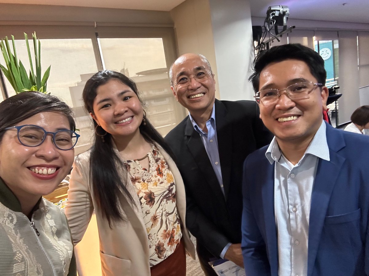 icafernandez's tweet image. Deeply grateful to be part of this community of researchers, scientists, and practitioners. Kung tinatanong pa kung may silbi ang pananaliksik sa Pilipinas, sa kanila ko nakikita ang sagot. #newtonagham #scienceforgood