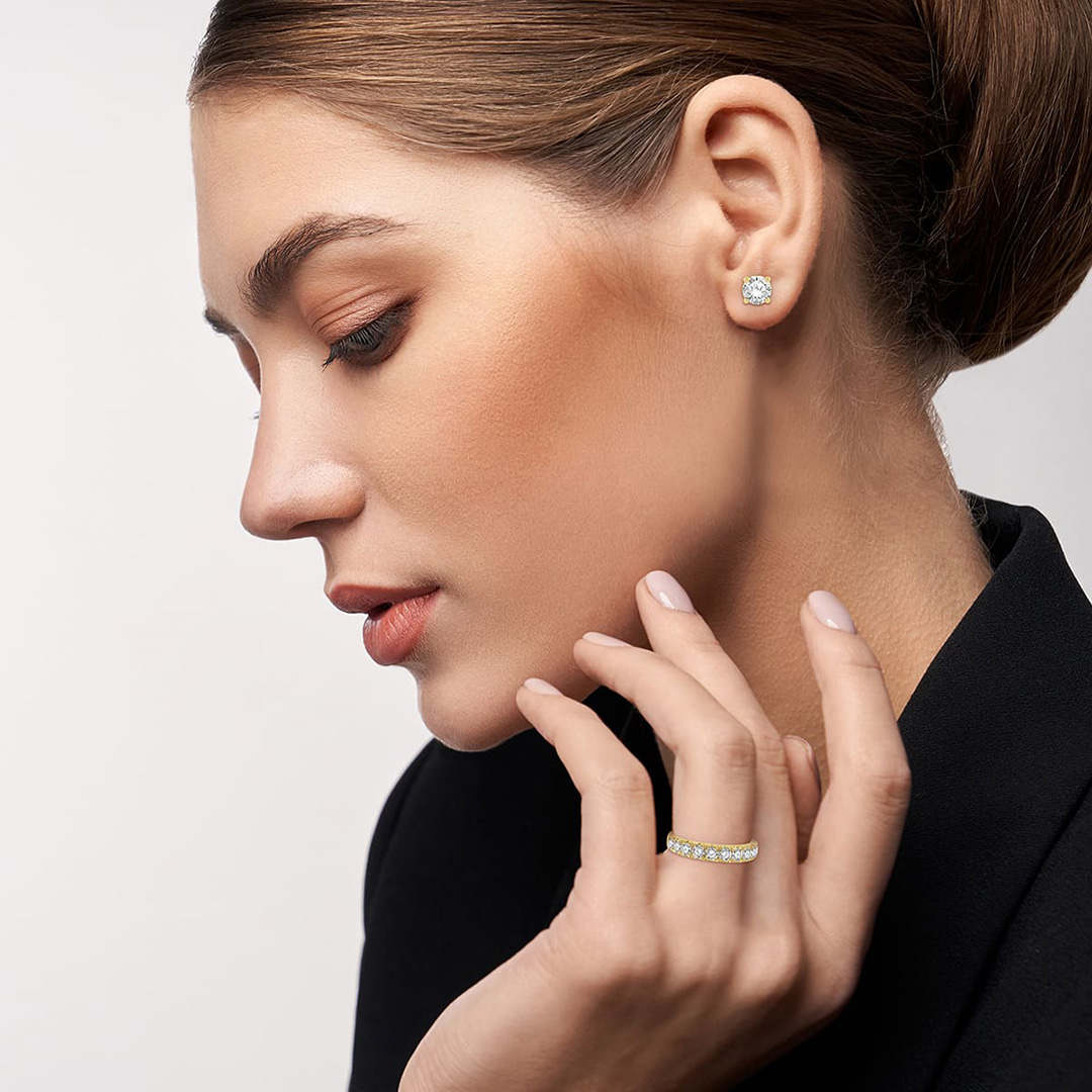 Ashi_Diamonds's tweet image. Our diamond essentials are the perfect way to add some sparkle to your day💎
#Diamondessentials #accessoriesoftheday #statementjewelry #Newyork #ASHIDiamonds