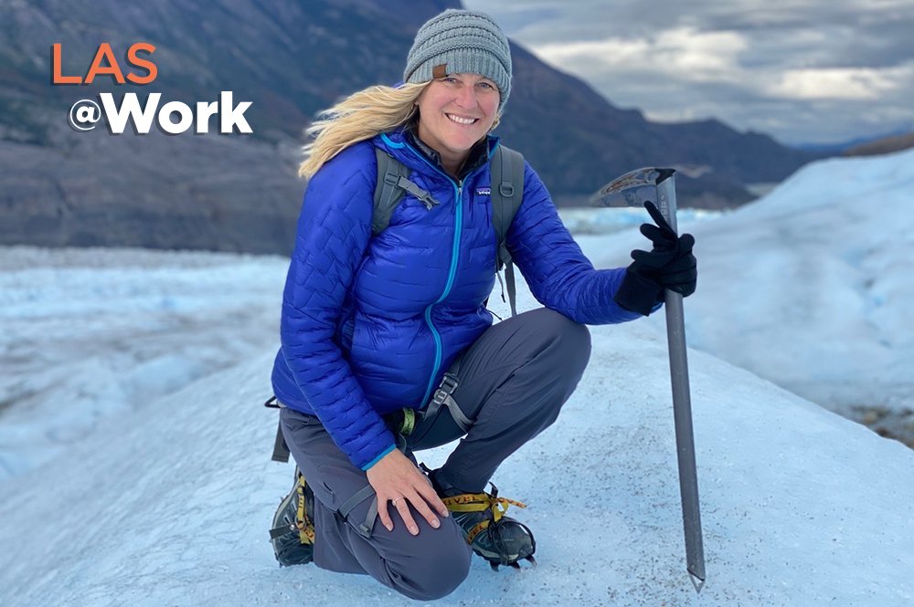 From the College of LAS to "Survivor" to college campuses across the country, Lisa Hennessy believes she found her passion at the crossroads of storytelling and traveling. 

▶️las.illinois.edu/news/2023-03-0…
