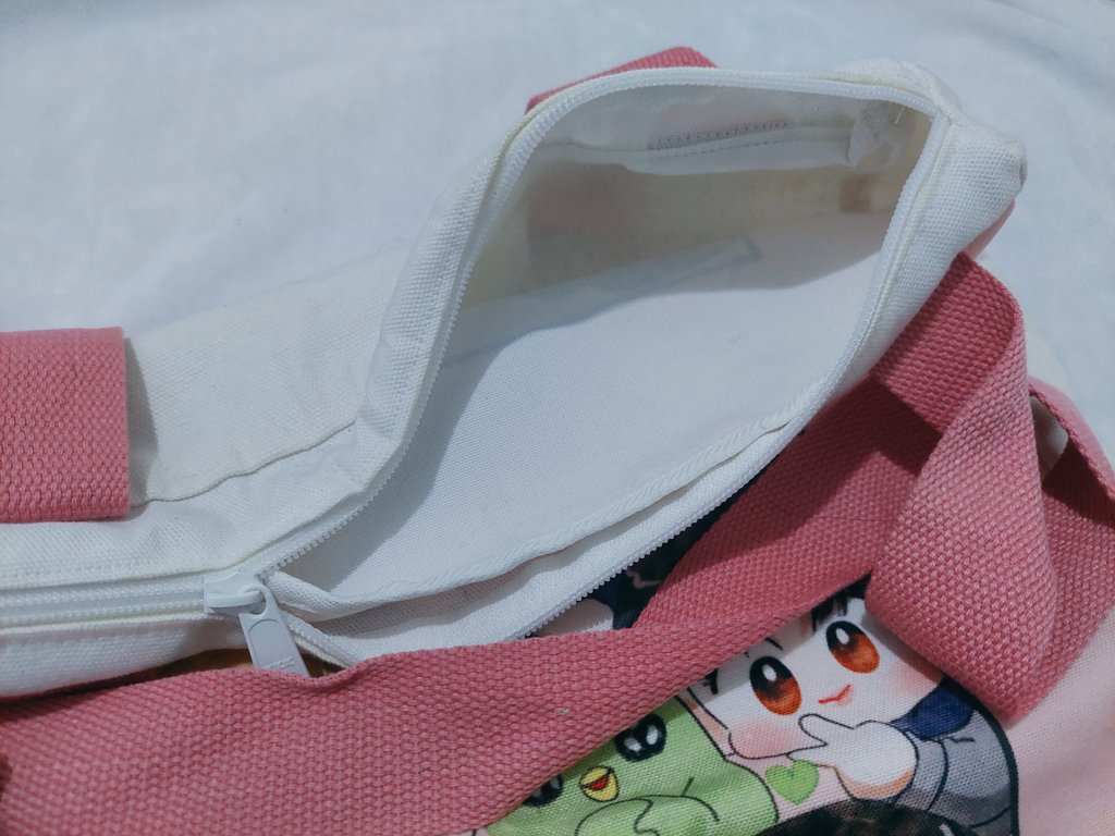 yuanabout2's tweet photo. [CLEARANCE] 
KANVAS TOTE BAG
by @abimabima fan art
🔖IDR 64.000
🔗🍊https://t.co/KcxBX58c3y
#GOT7 https://t.co/GSkhzsJpwA